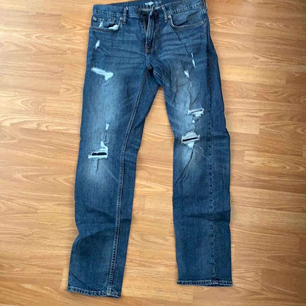 Old Navy men’s jeans. Size 30x32 slim fit.